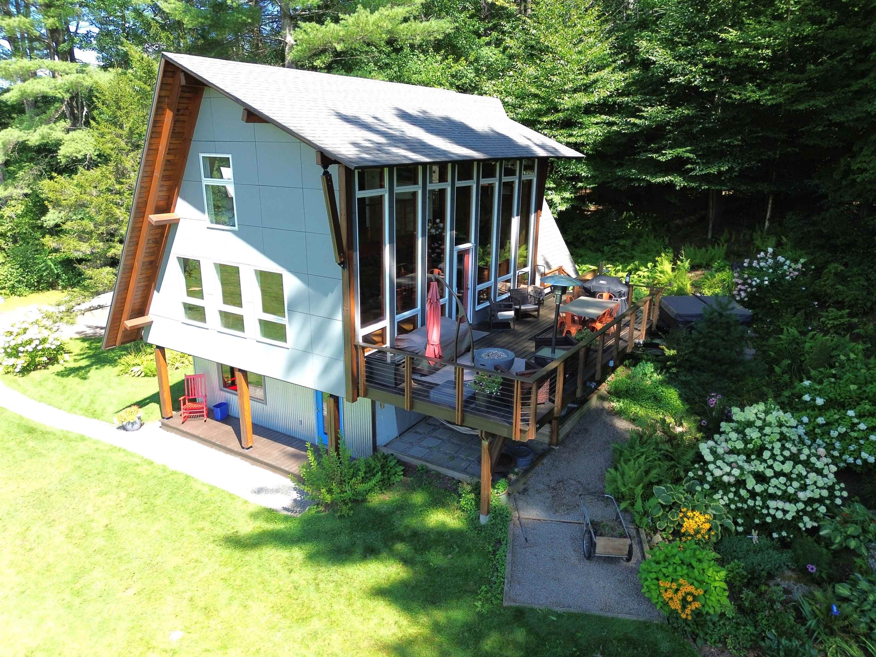 2502 North Road photo 1