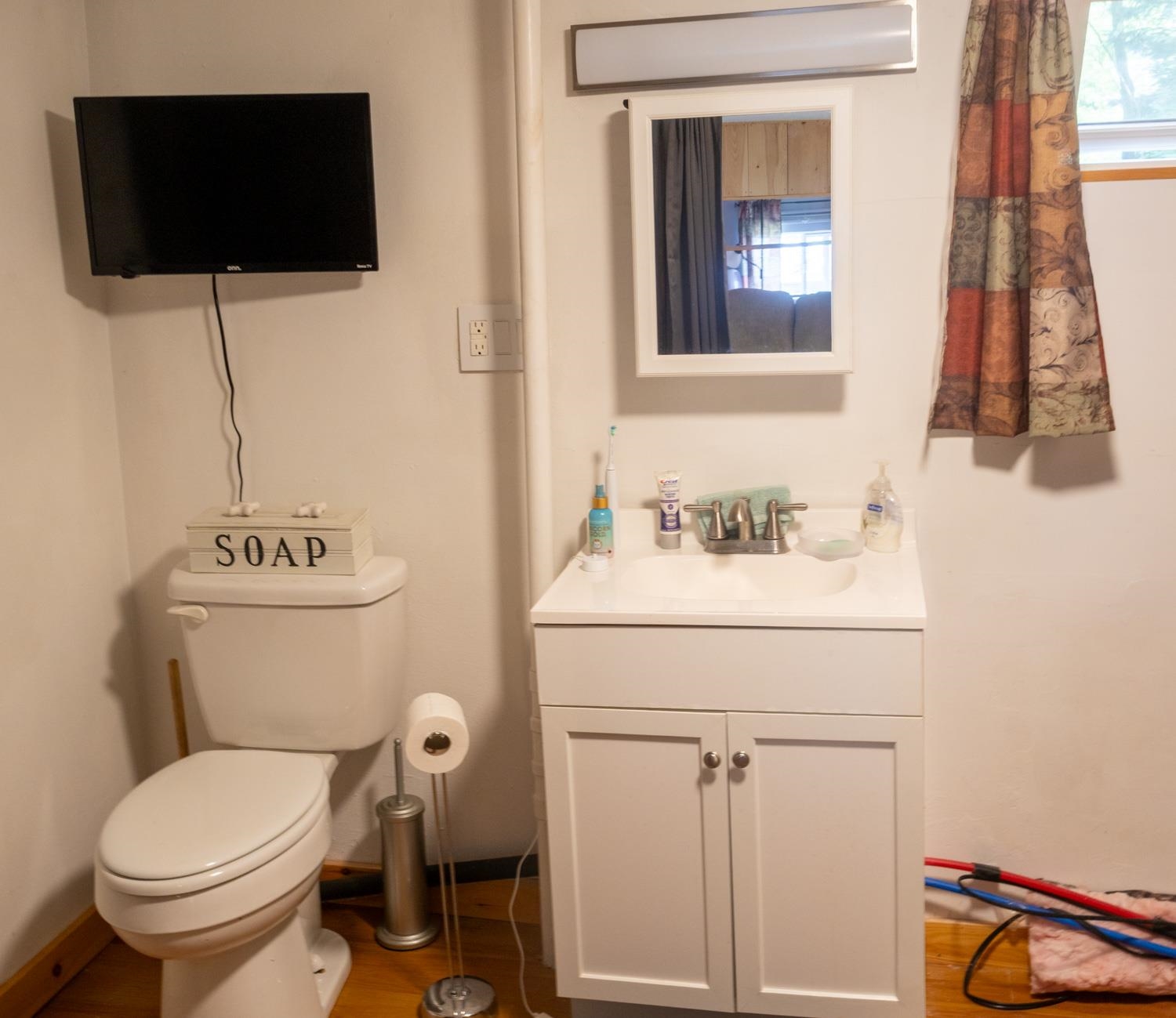 4 Upland Avenue photo 13