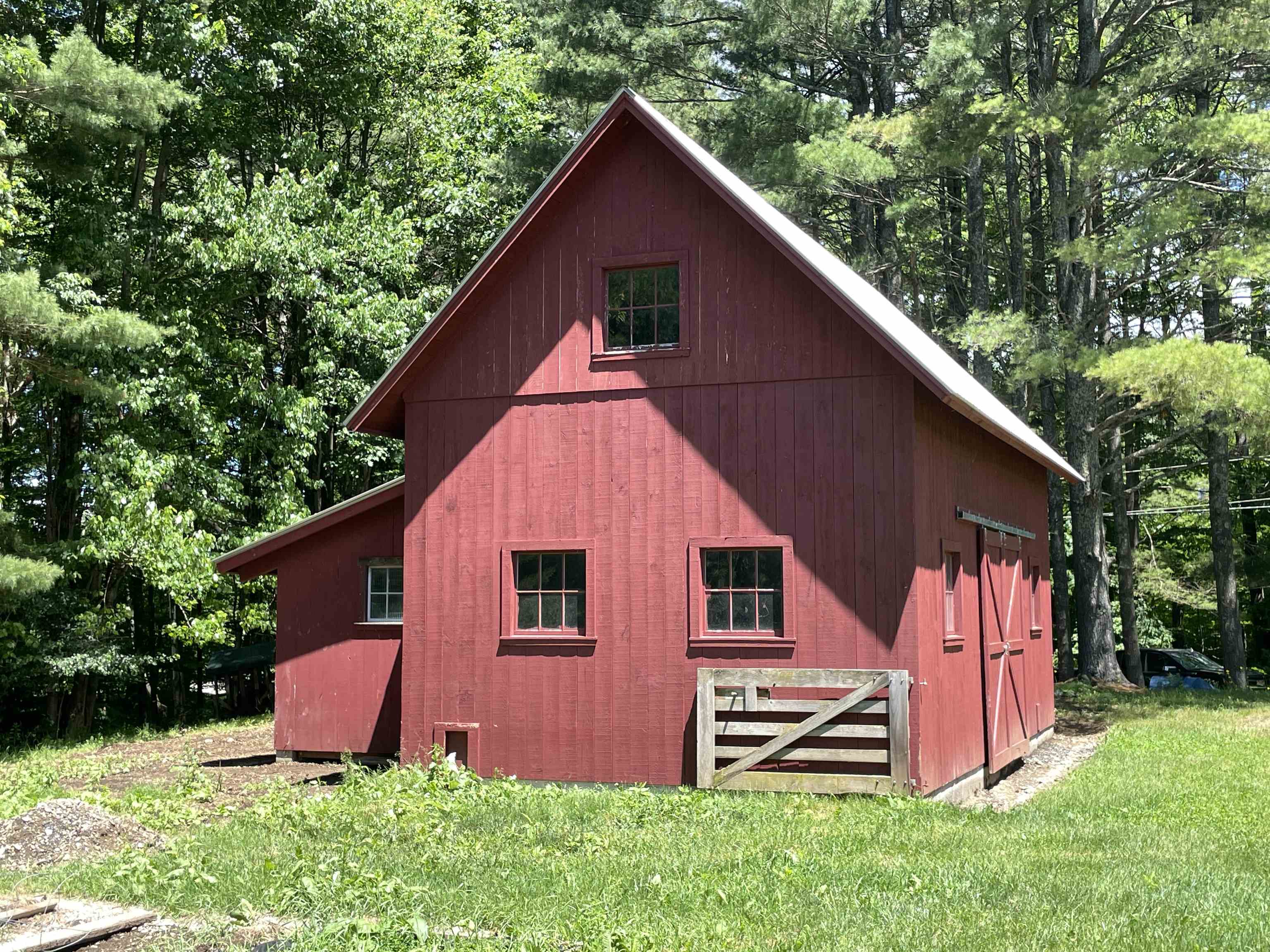 2502 North Road photo 35