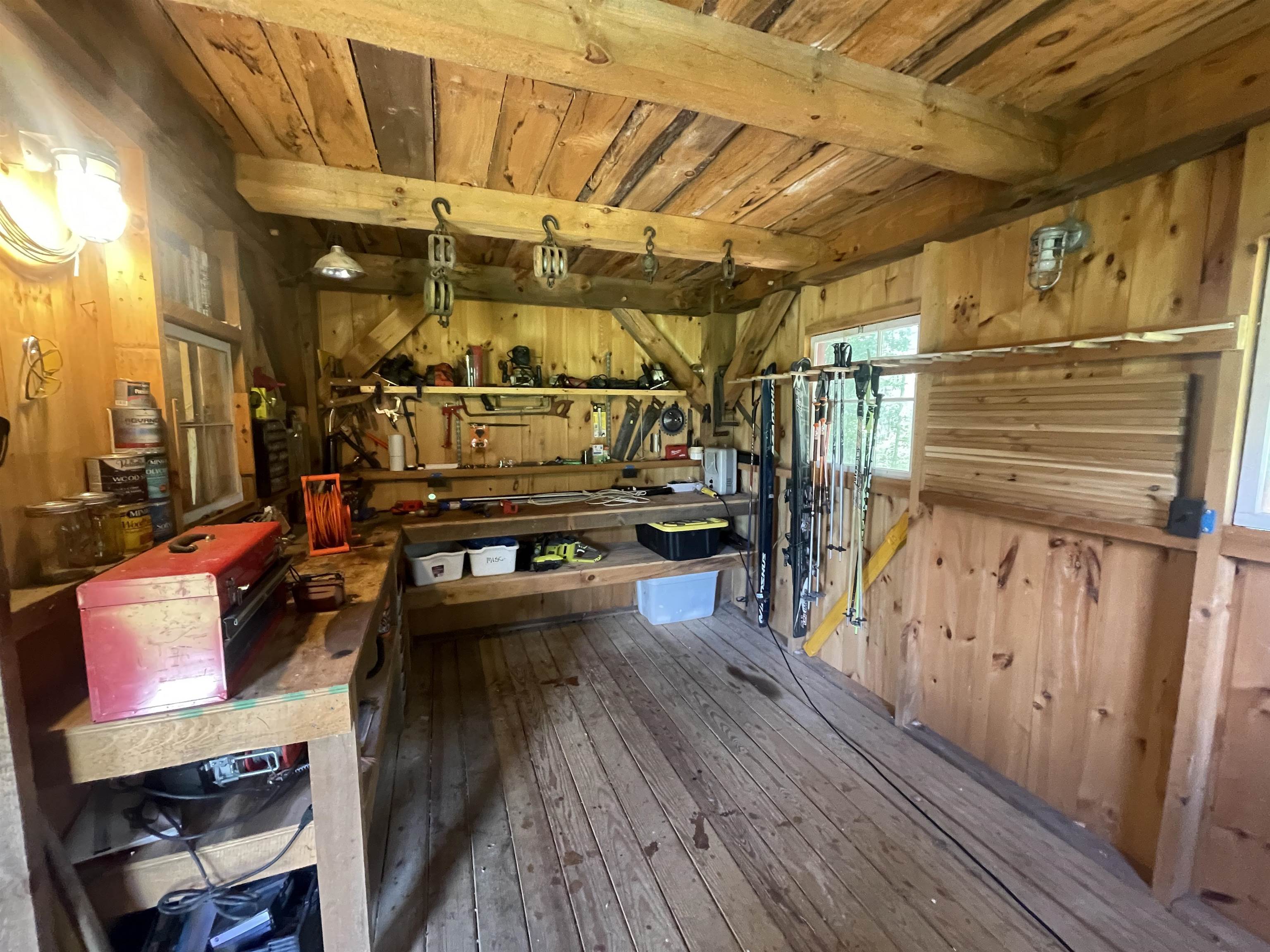 2502 North Road photo 37