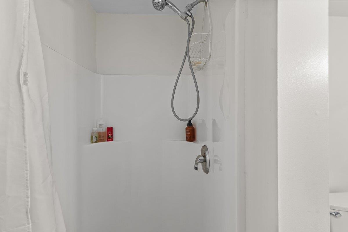 74 Pratt Road photo 19