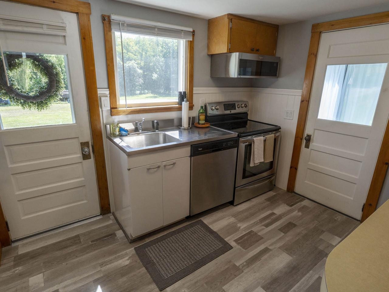 123 Batchelder Street photo 8