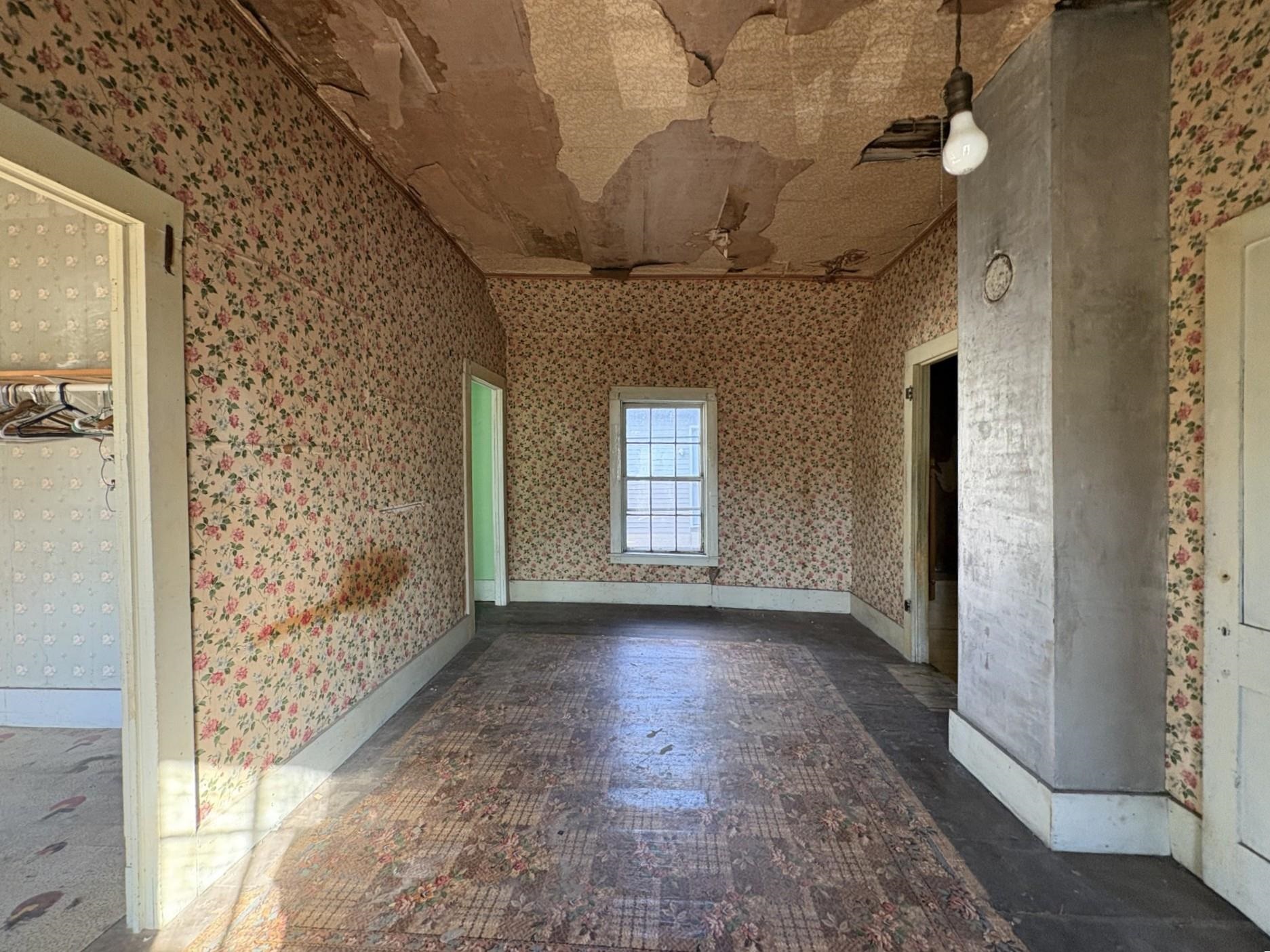 81 Vine Street photo 22