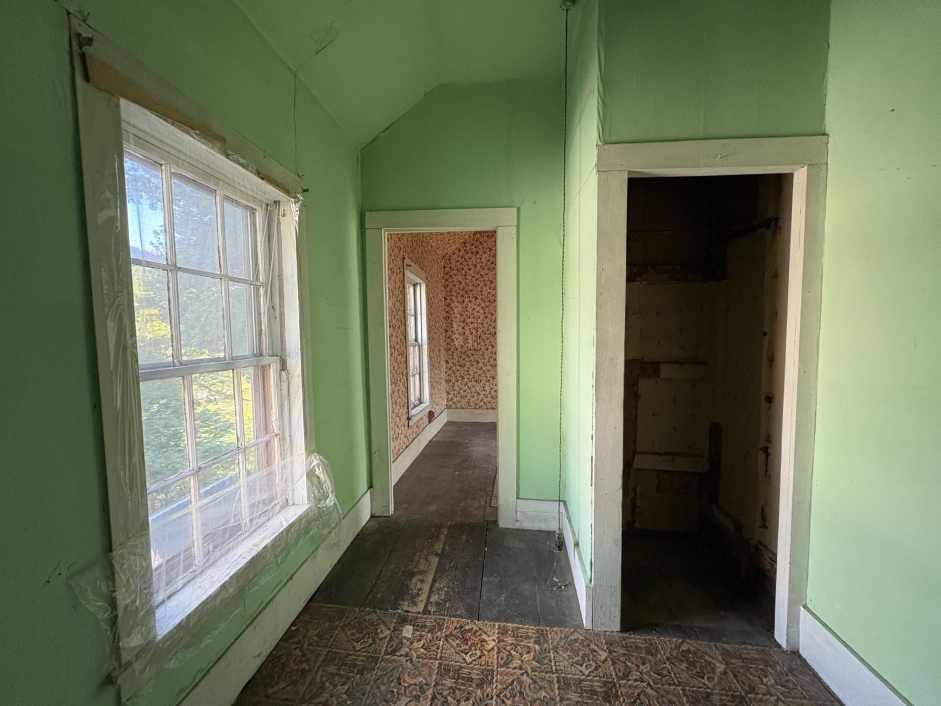 81 Vine Street photo 24
