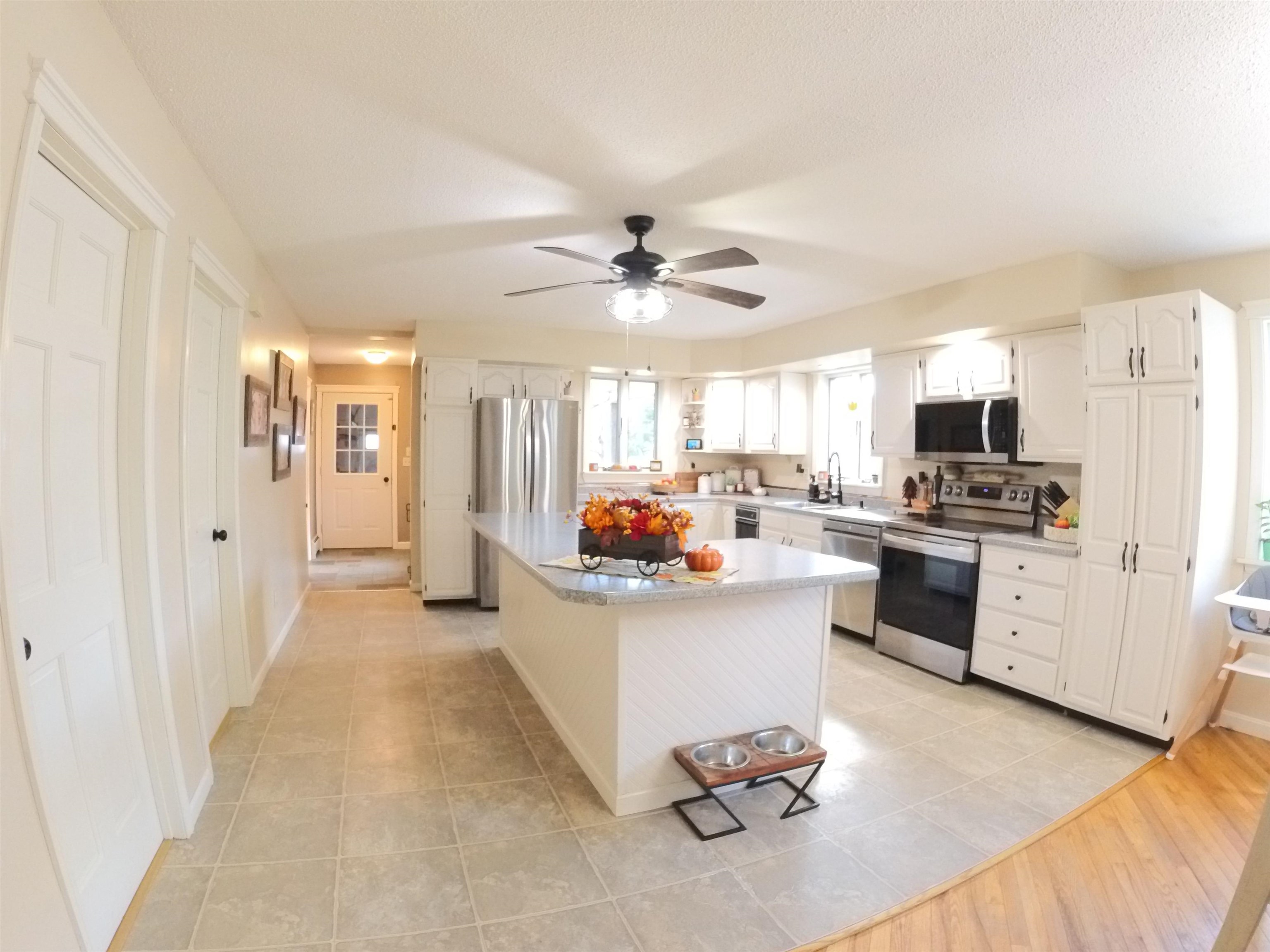 3433 Glover Street photo 15