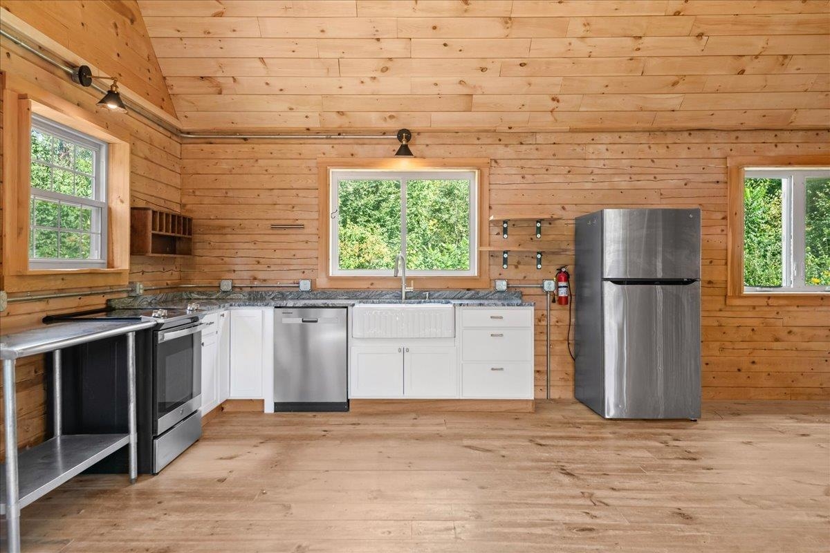 1314 Scrabble Hill Road photo 4
