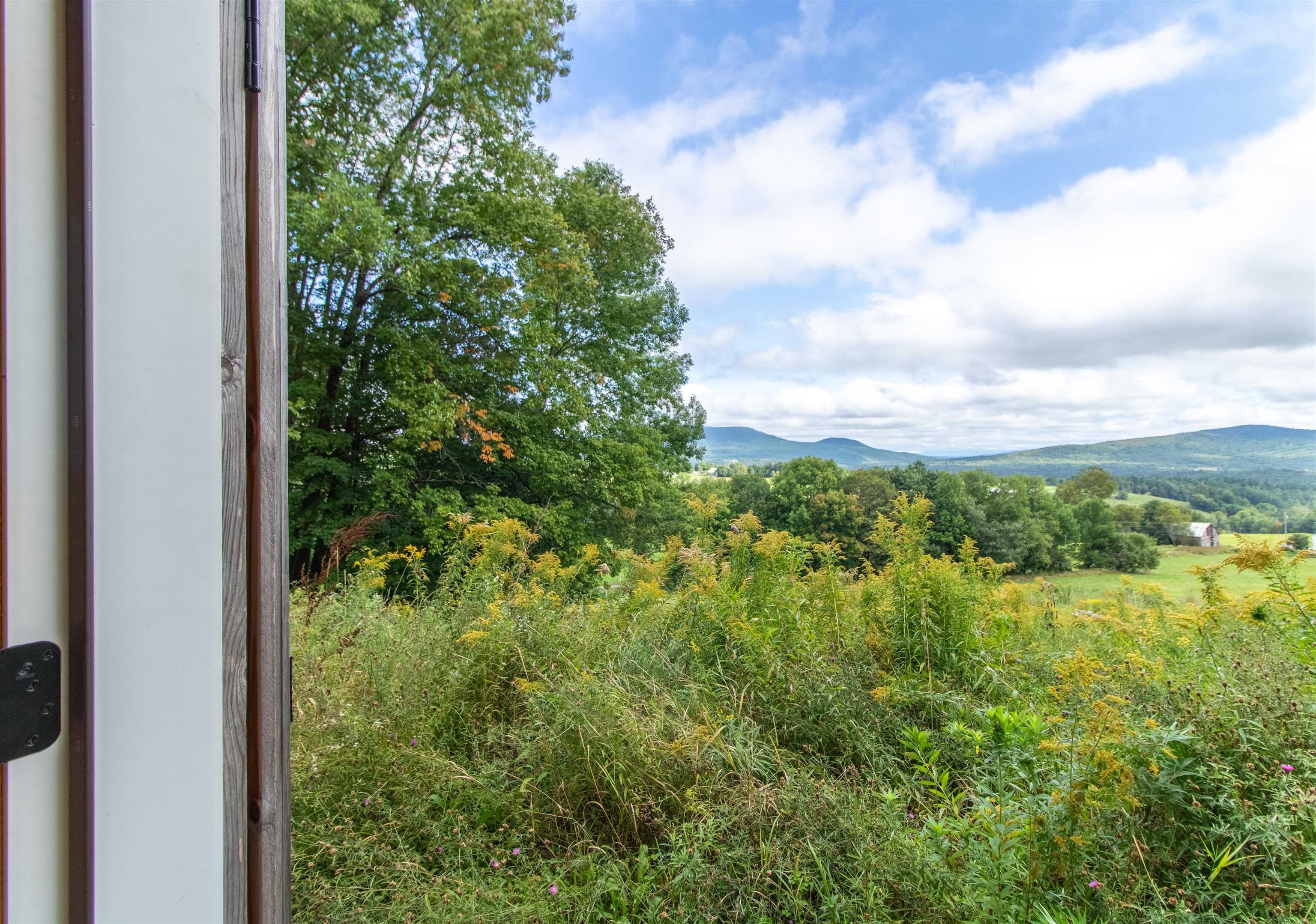 2693 Kirby Mountain Road photo 1