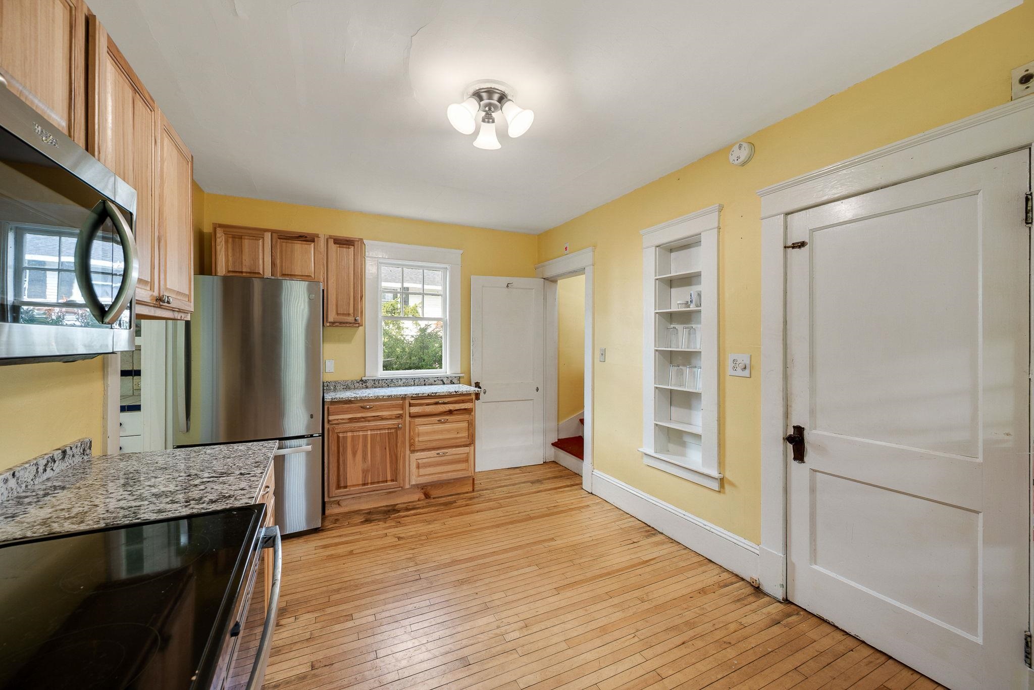 173 Central Street photo 27
