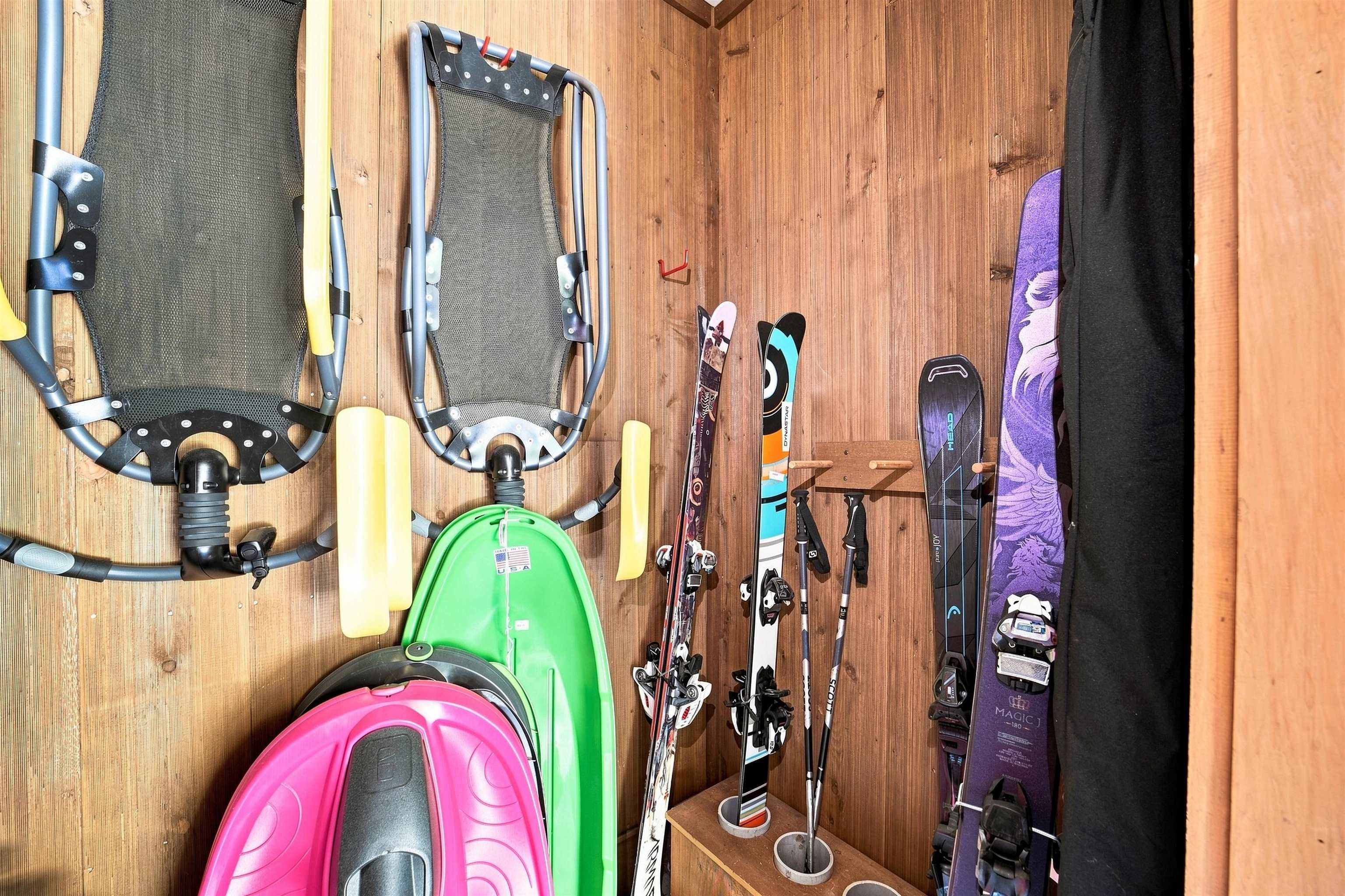120 Nosedive Drive photo 28