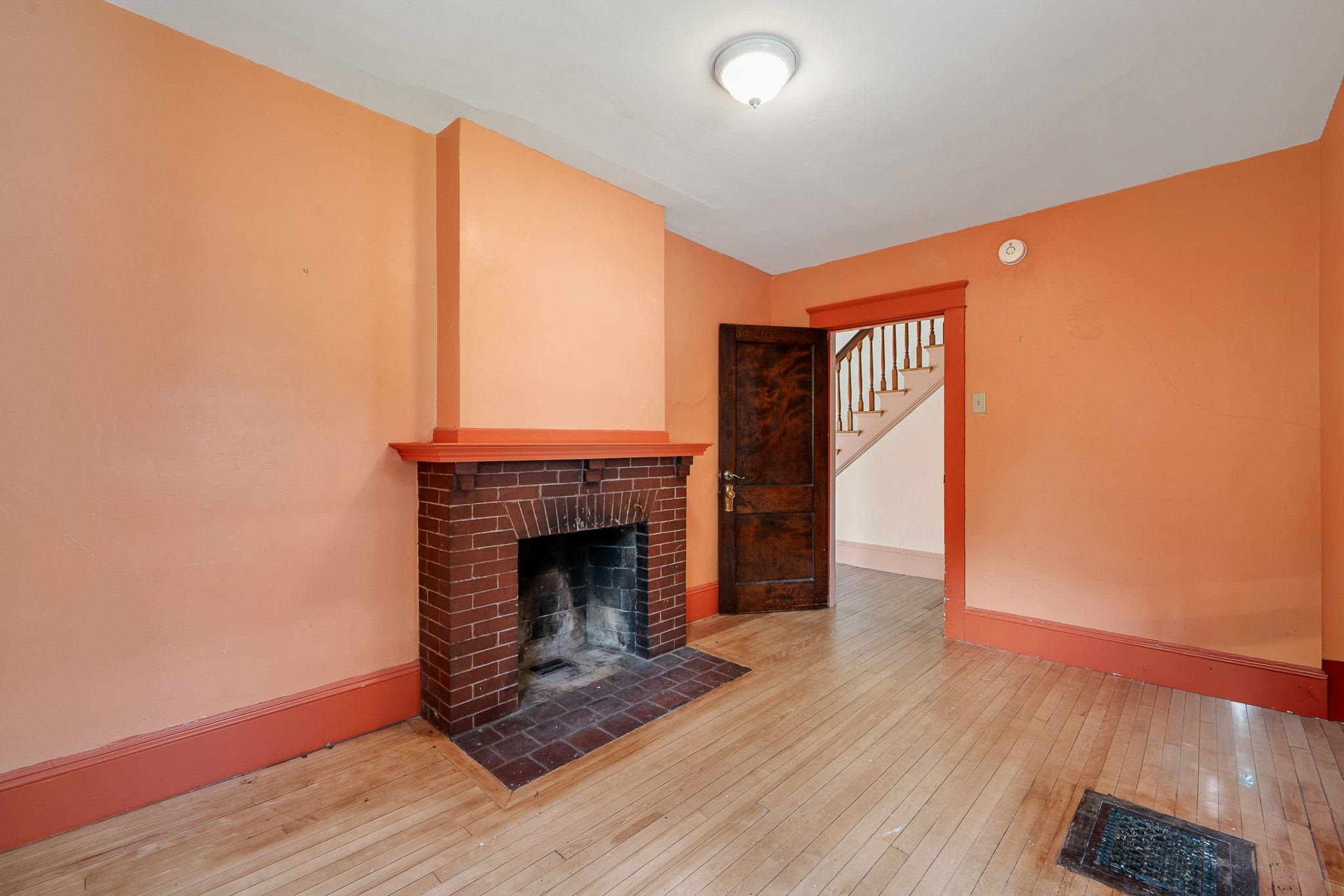 173 Central Street photo 31