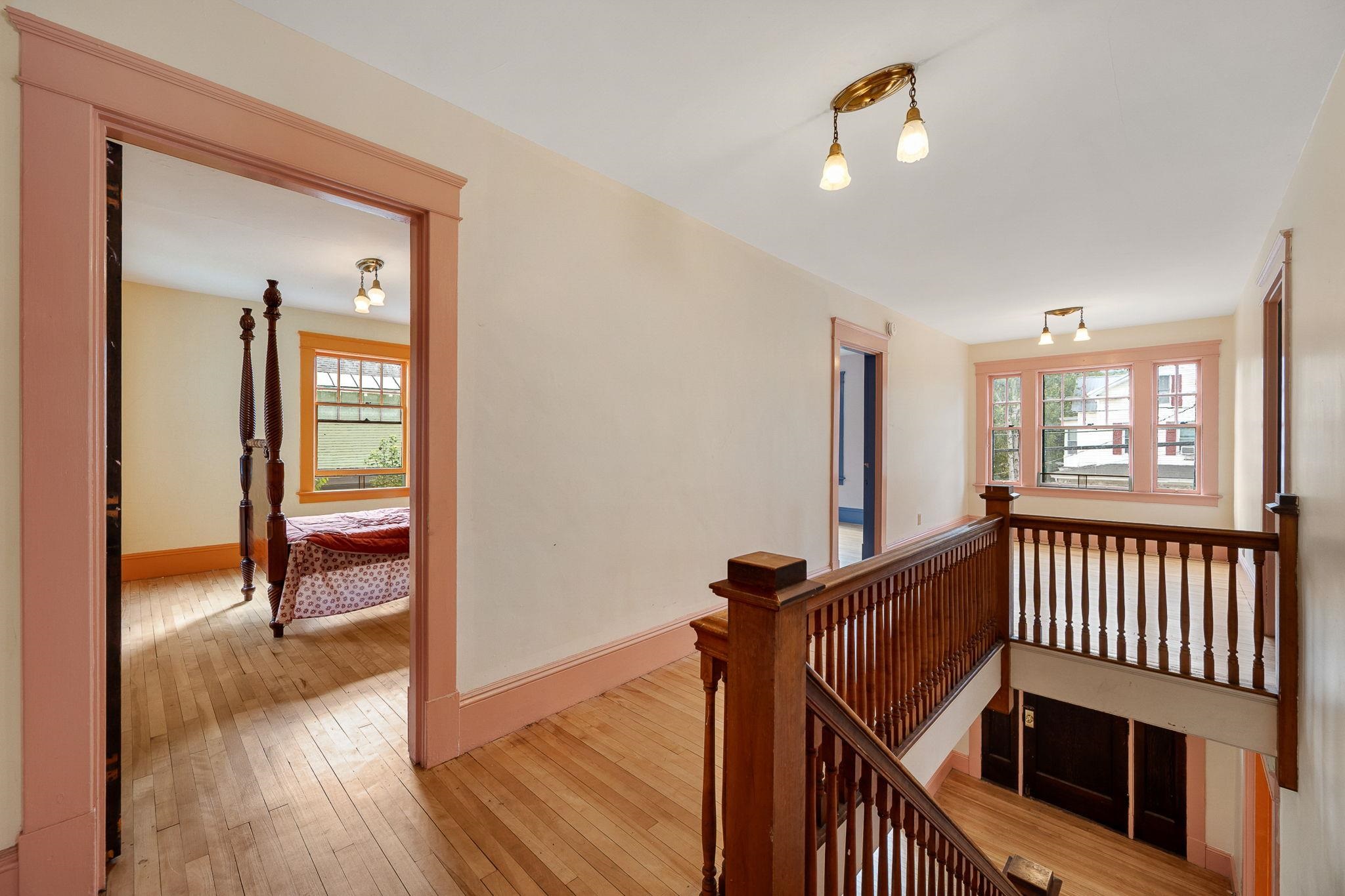 173 Central Street photo 32