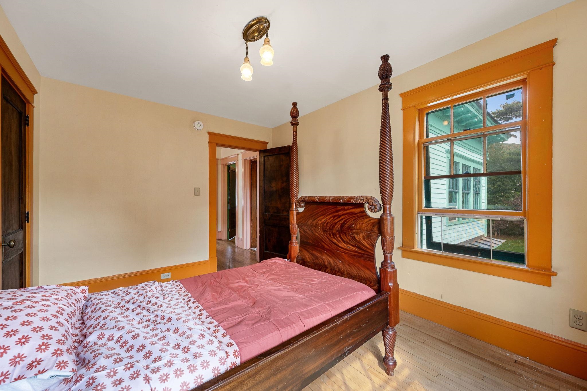 173 Central Street photo 34
