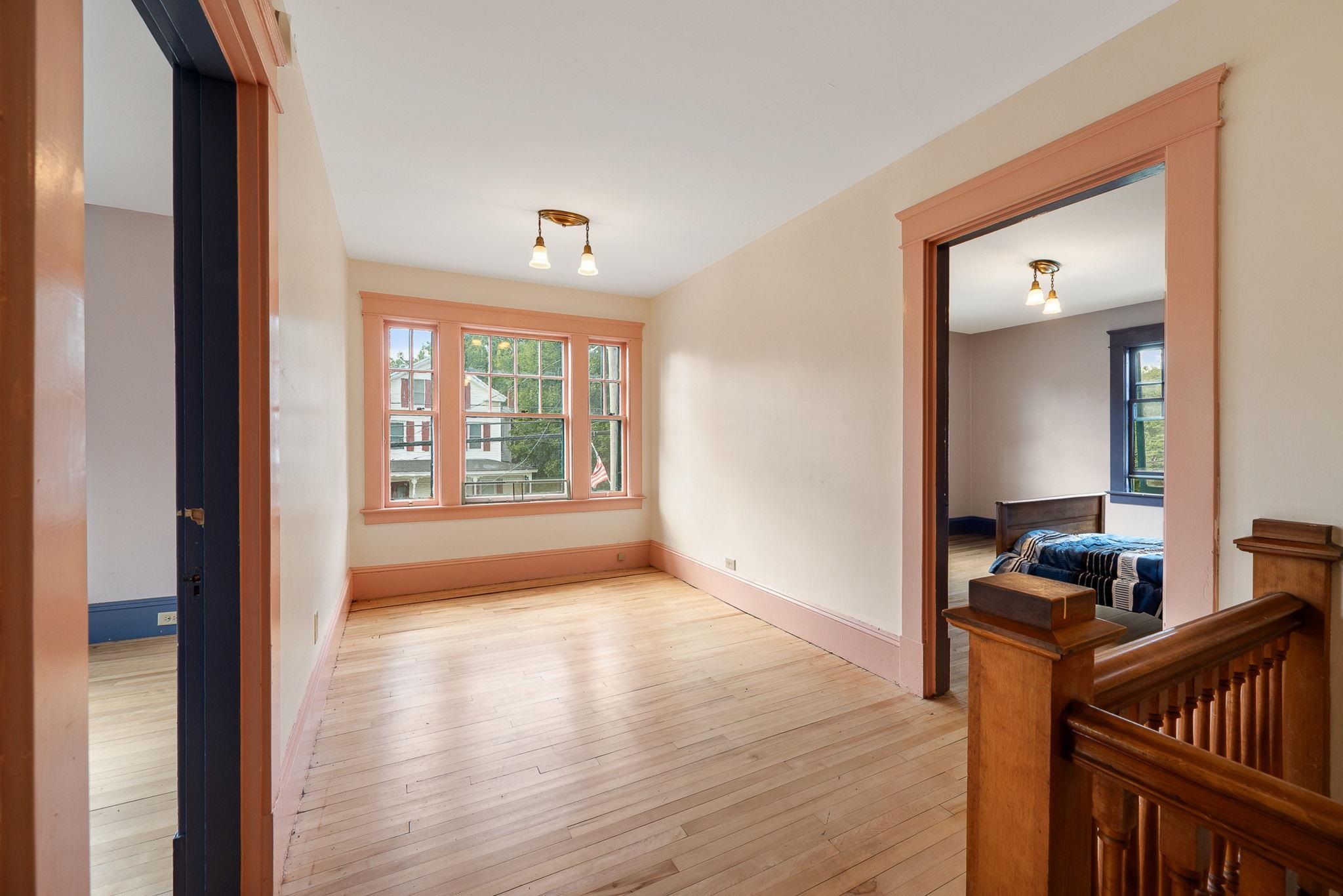173 Central Street photo 35