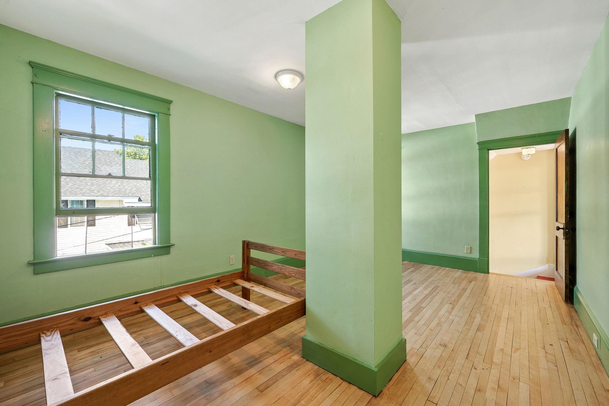 173 Central Street photo 43