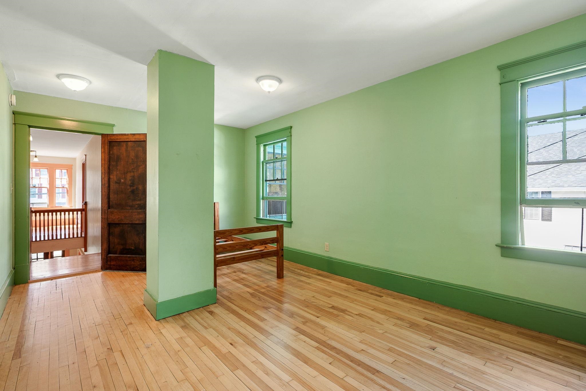 173 Central Street photo 44