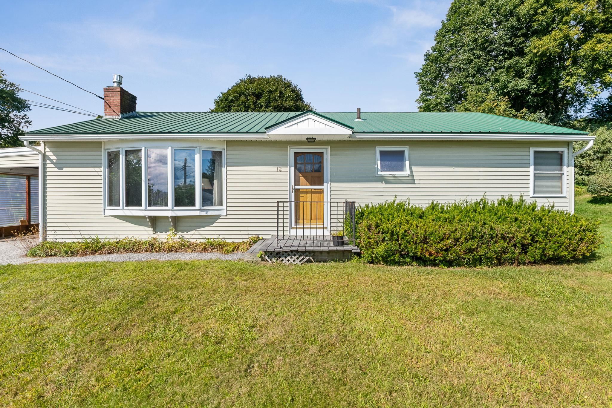 12 Grandview Avenue photo 1