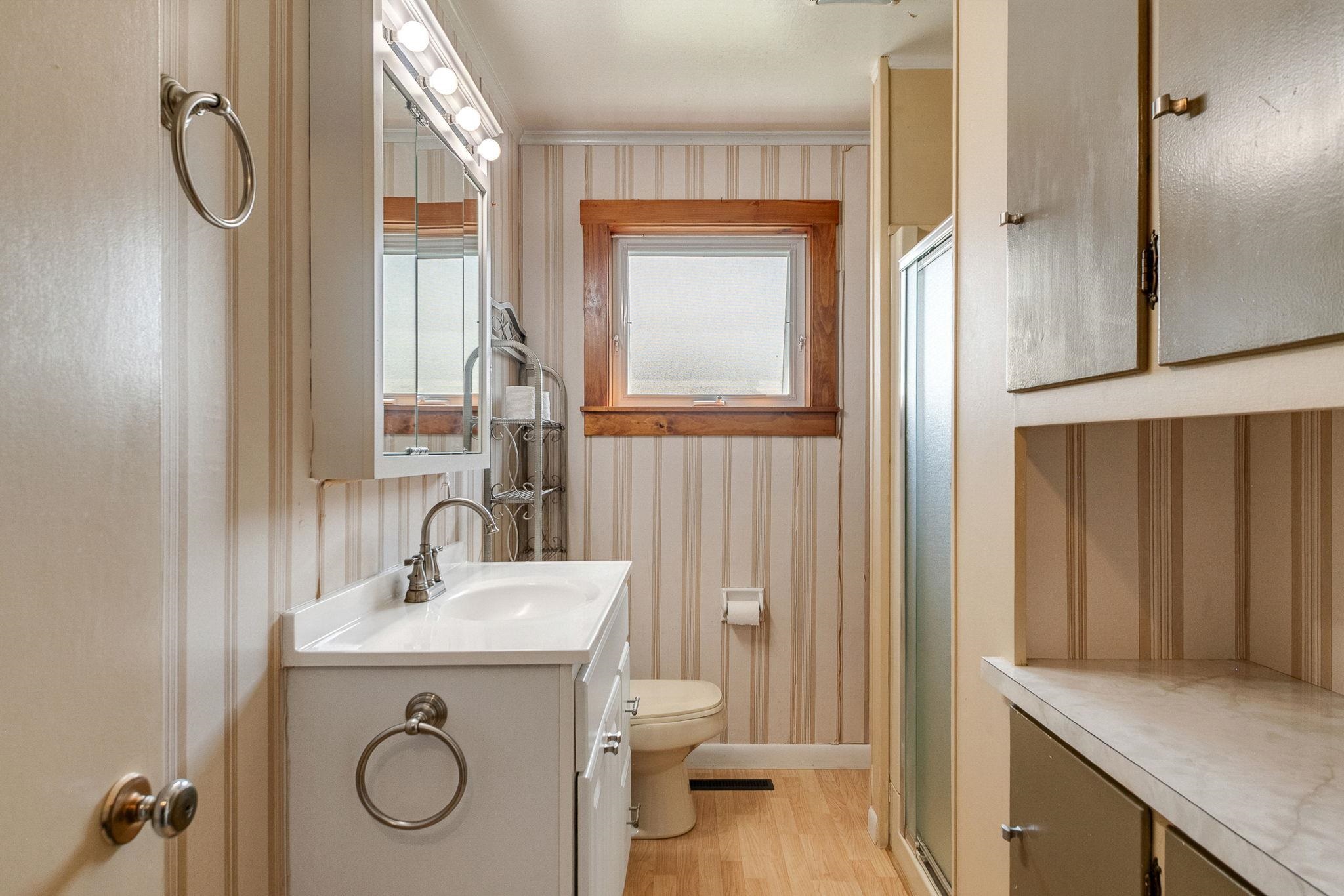12 Grandview Avenue photo 23