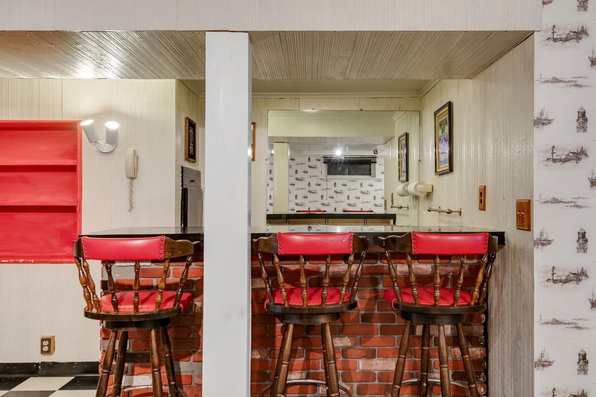 12 Grandview Avenue photo 34