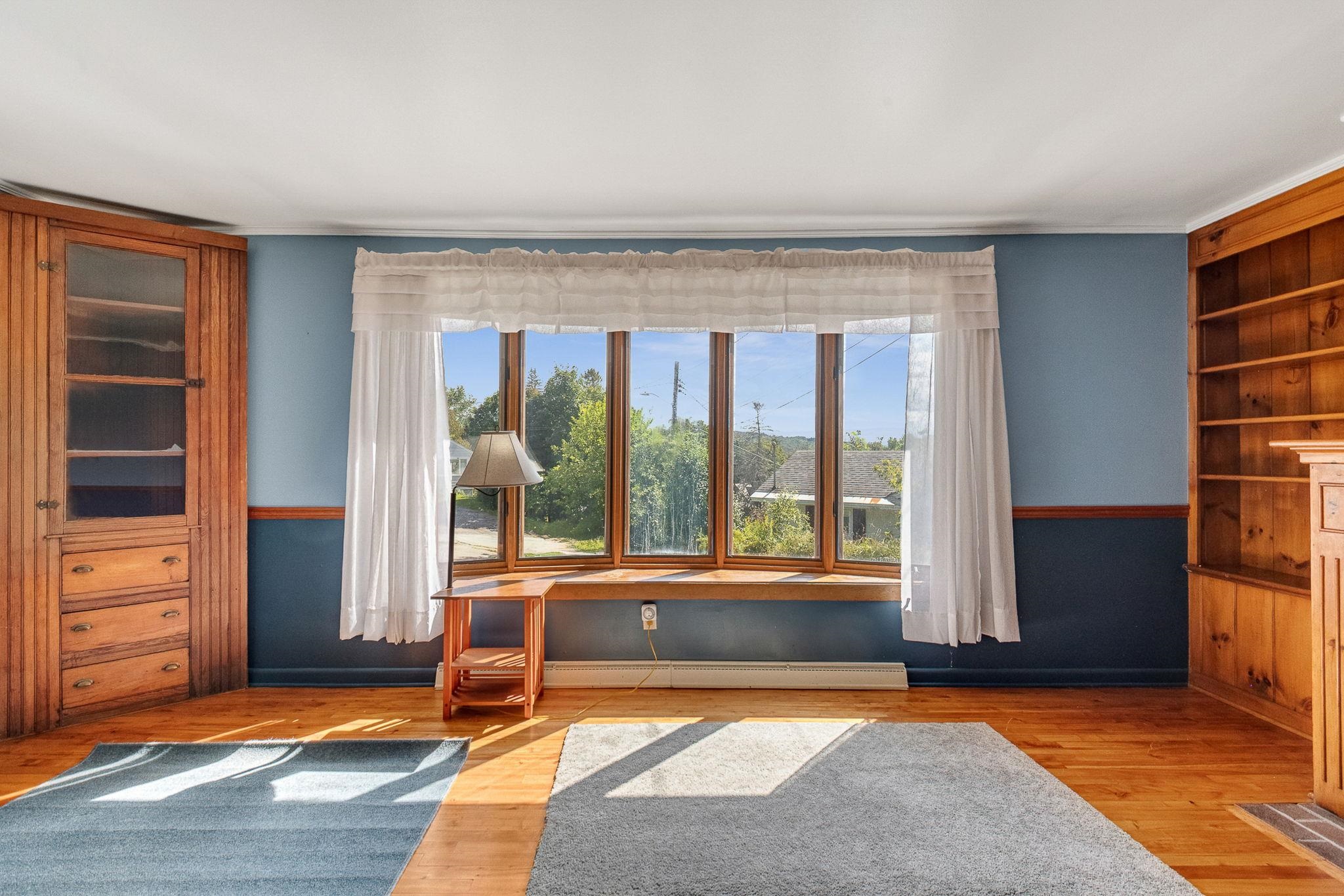 12 Grandview Avenue photo 6