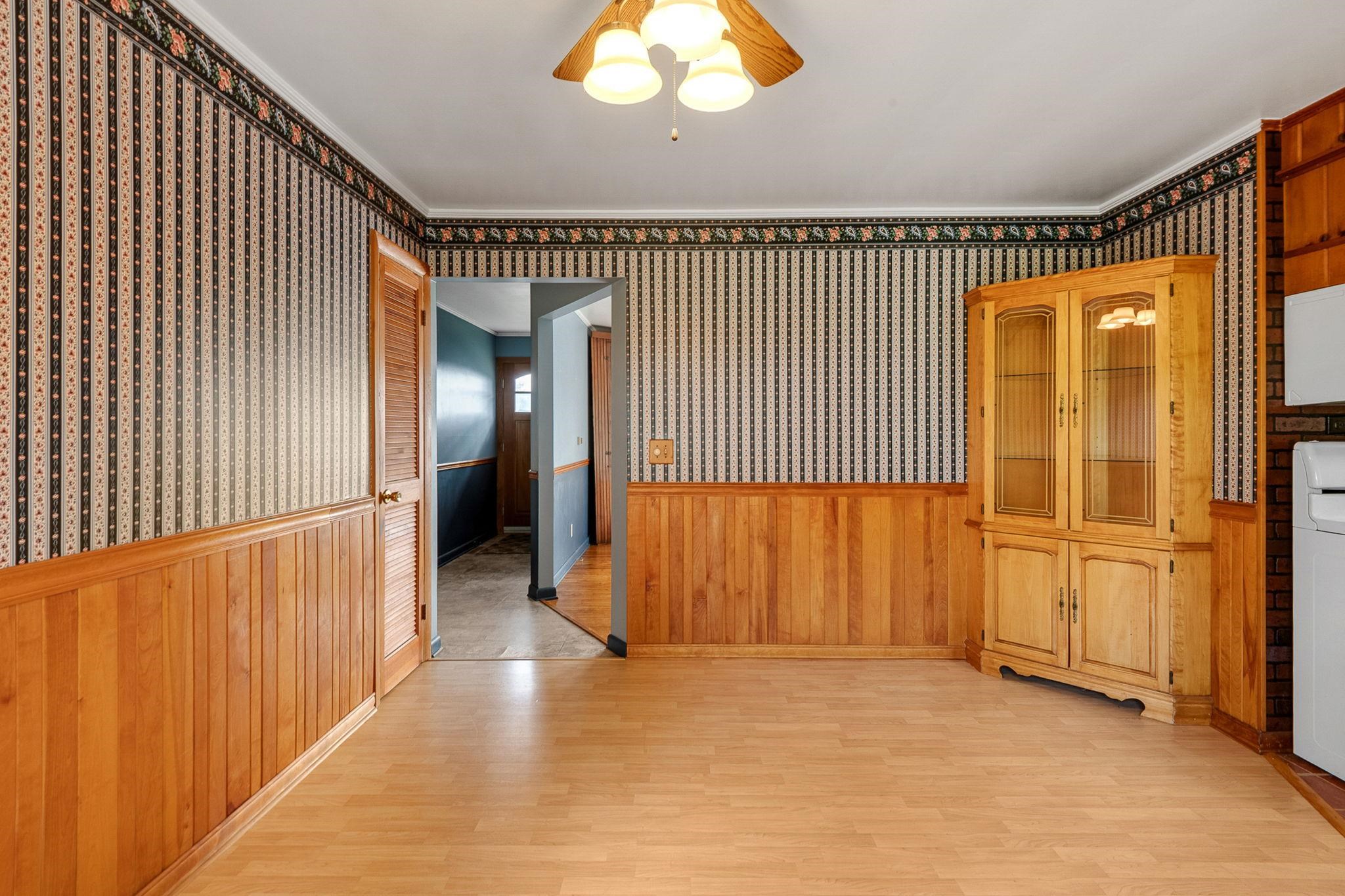 12 Grandview Avenue photo 9