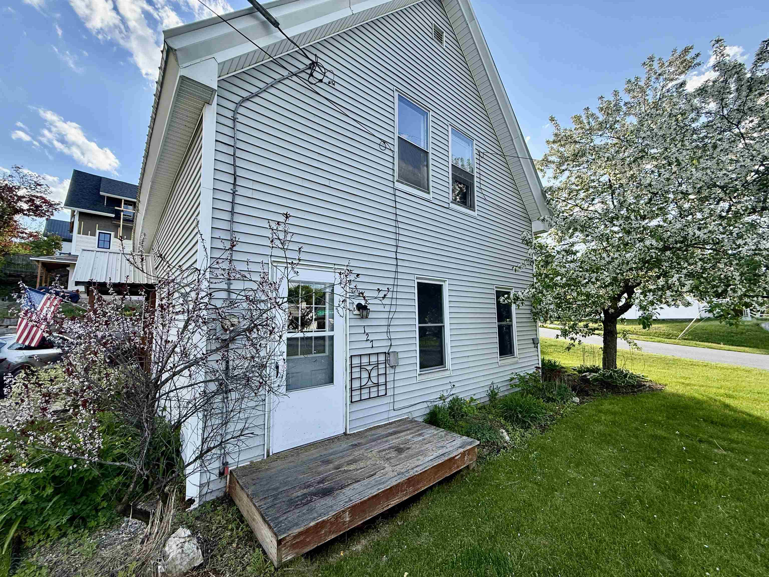127 Cherry Street photo 2