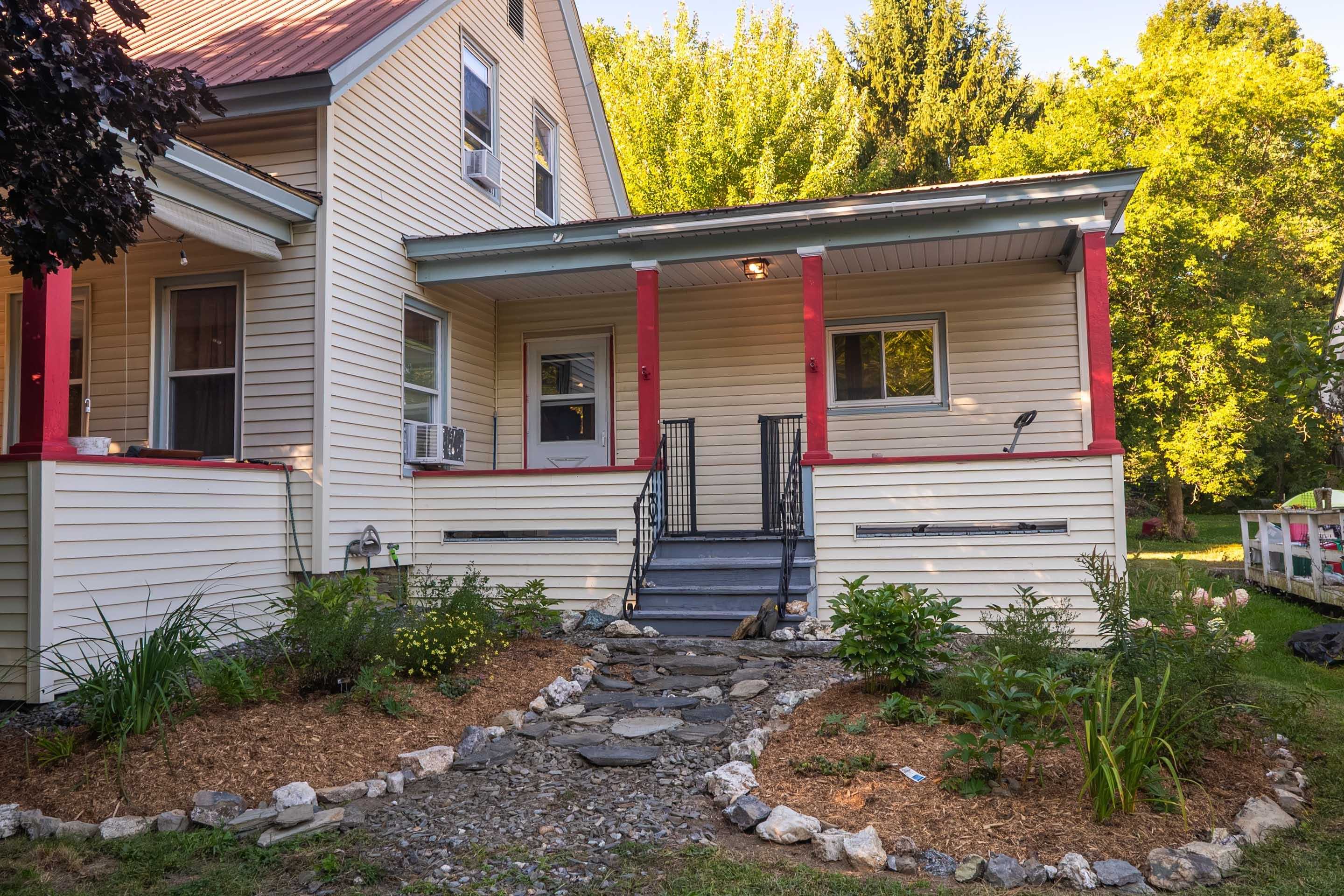 180 Union Street photo 2