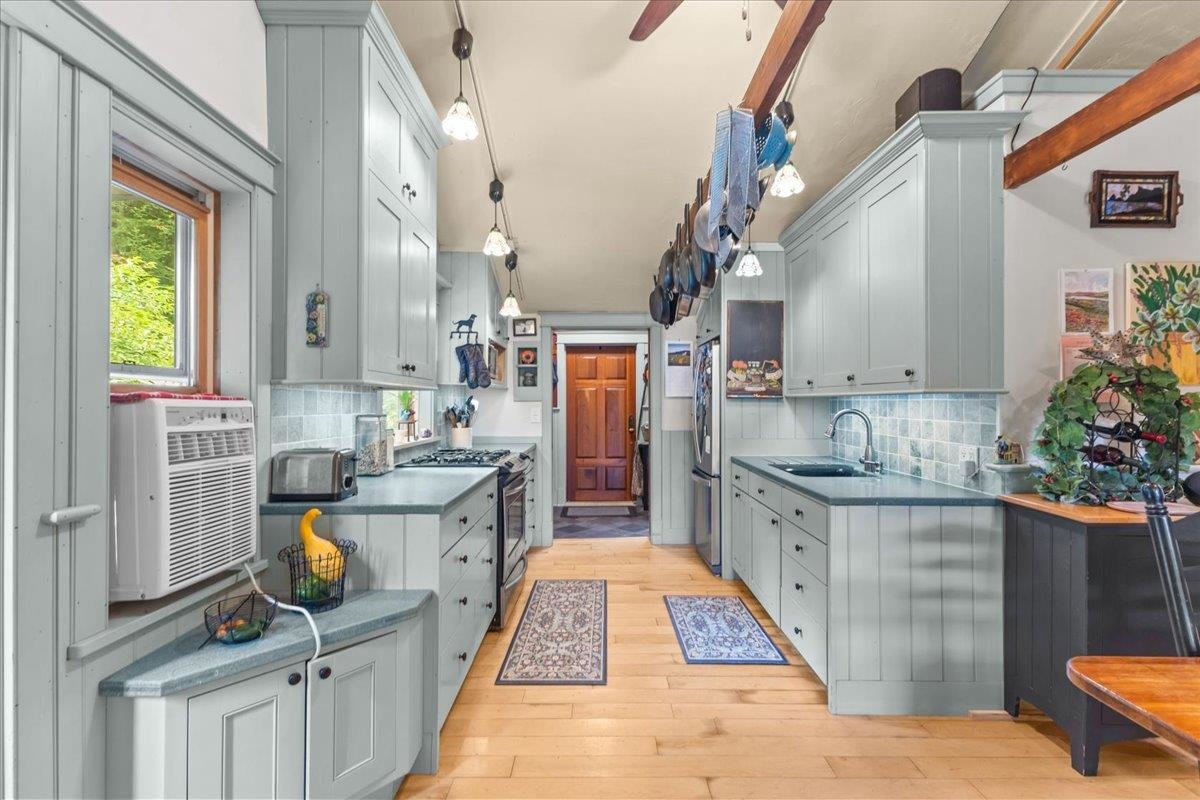 61 Bear Road photo 2