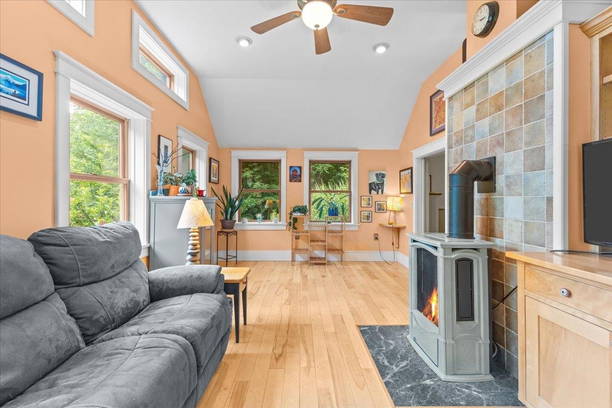 61 Bear Road photo 20