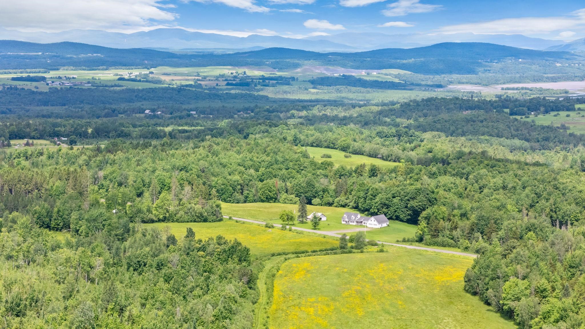597 Chapdelaine Road photo 33