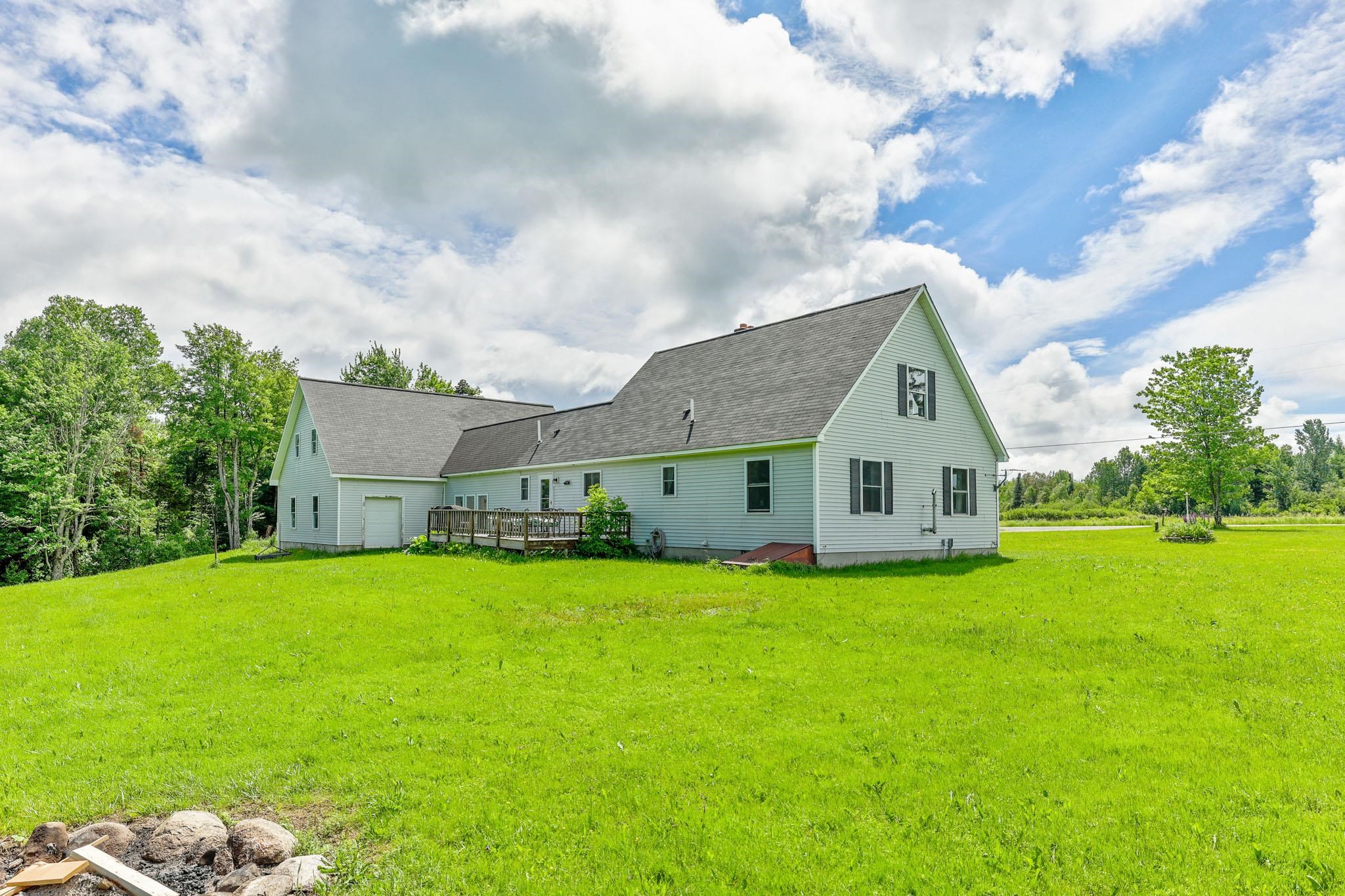 597 Chapdelaine Road photo 4