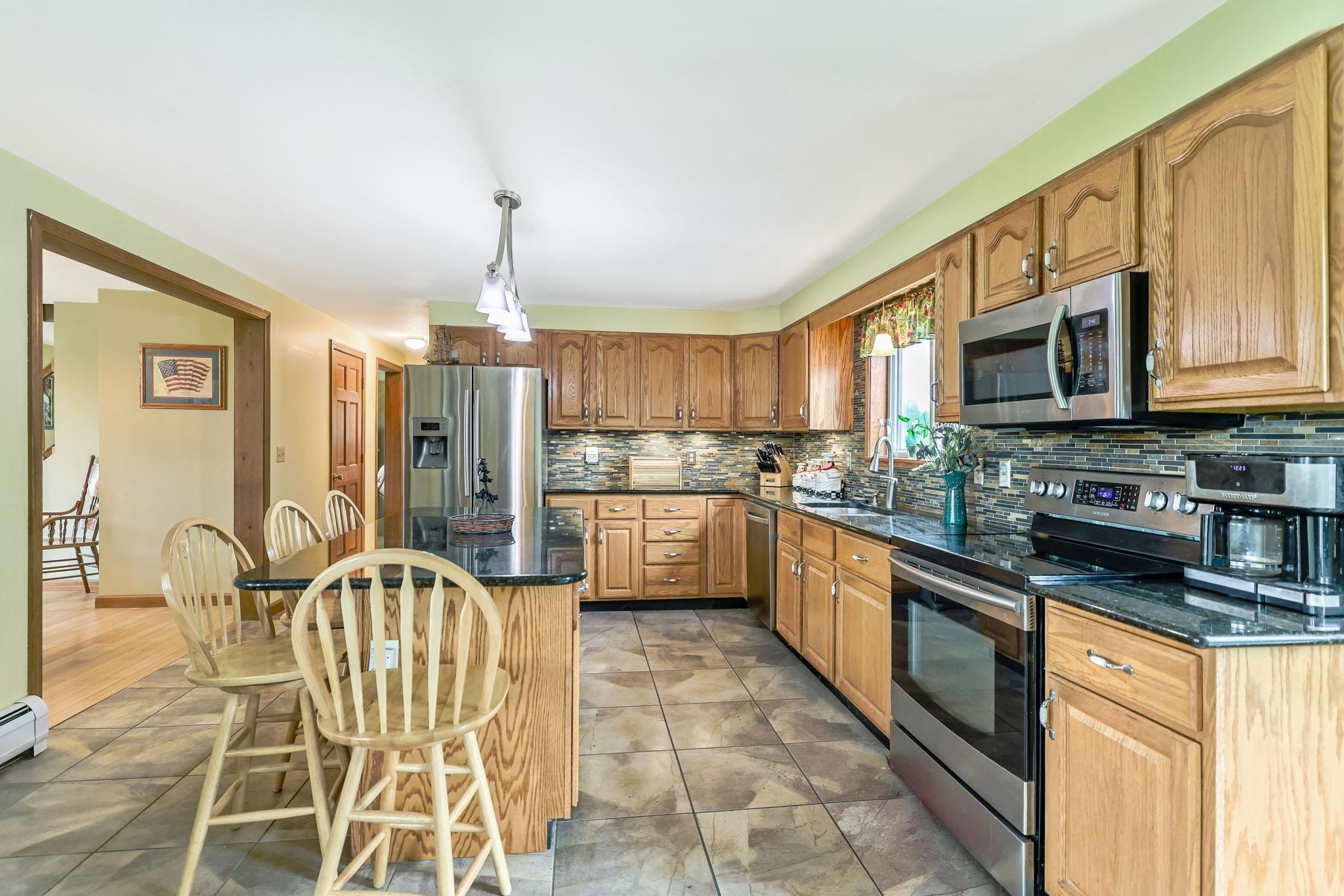 597 Chapdelaine Road photo 9