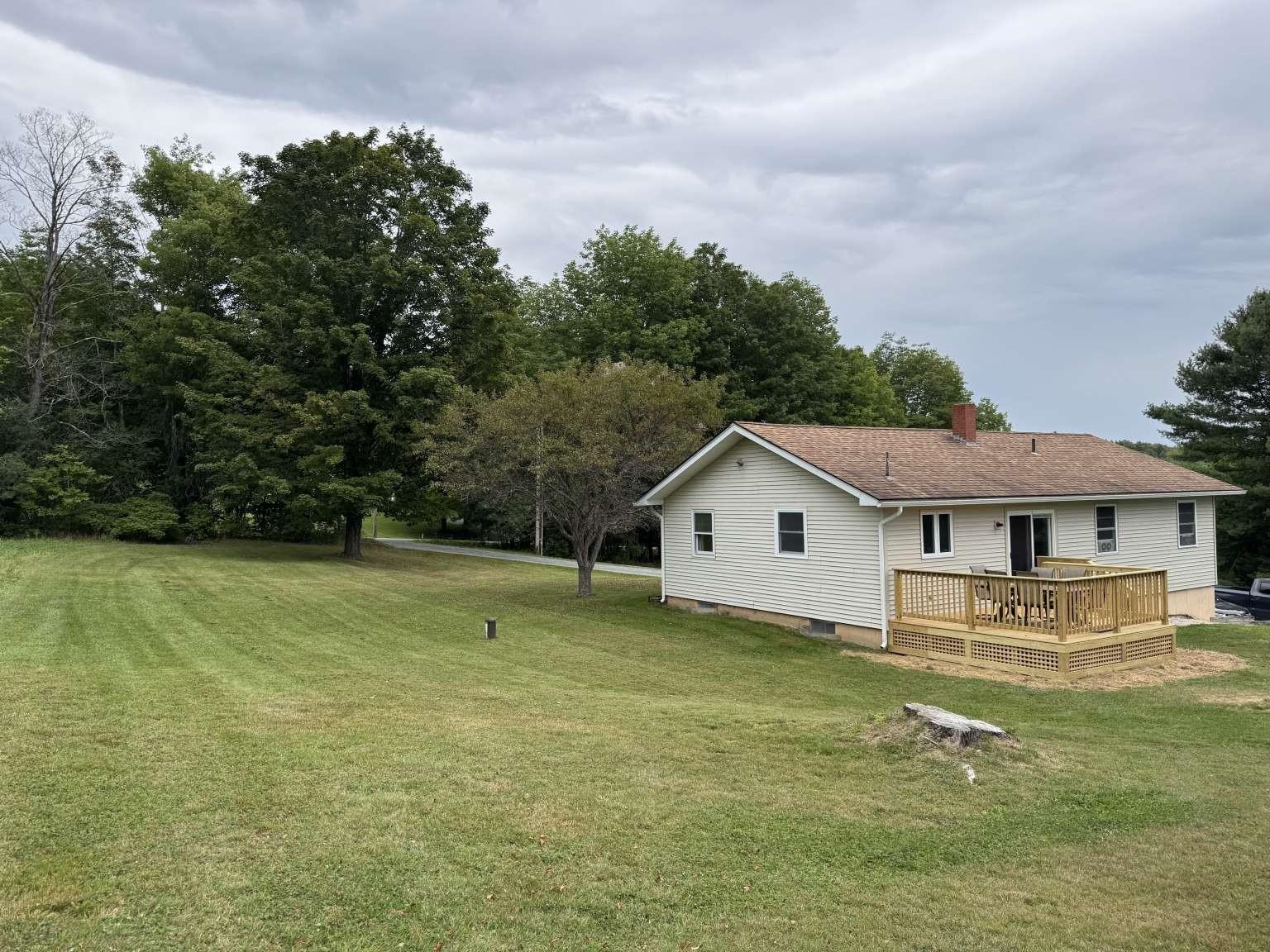 6962 VT Route 18 photo 16