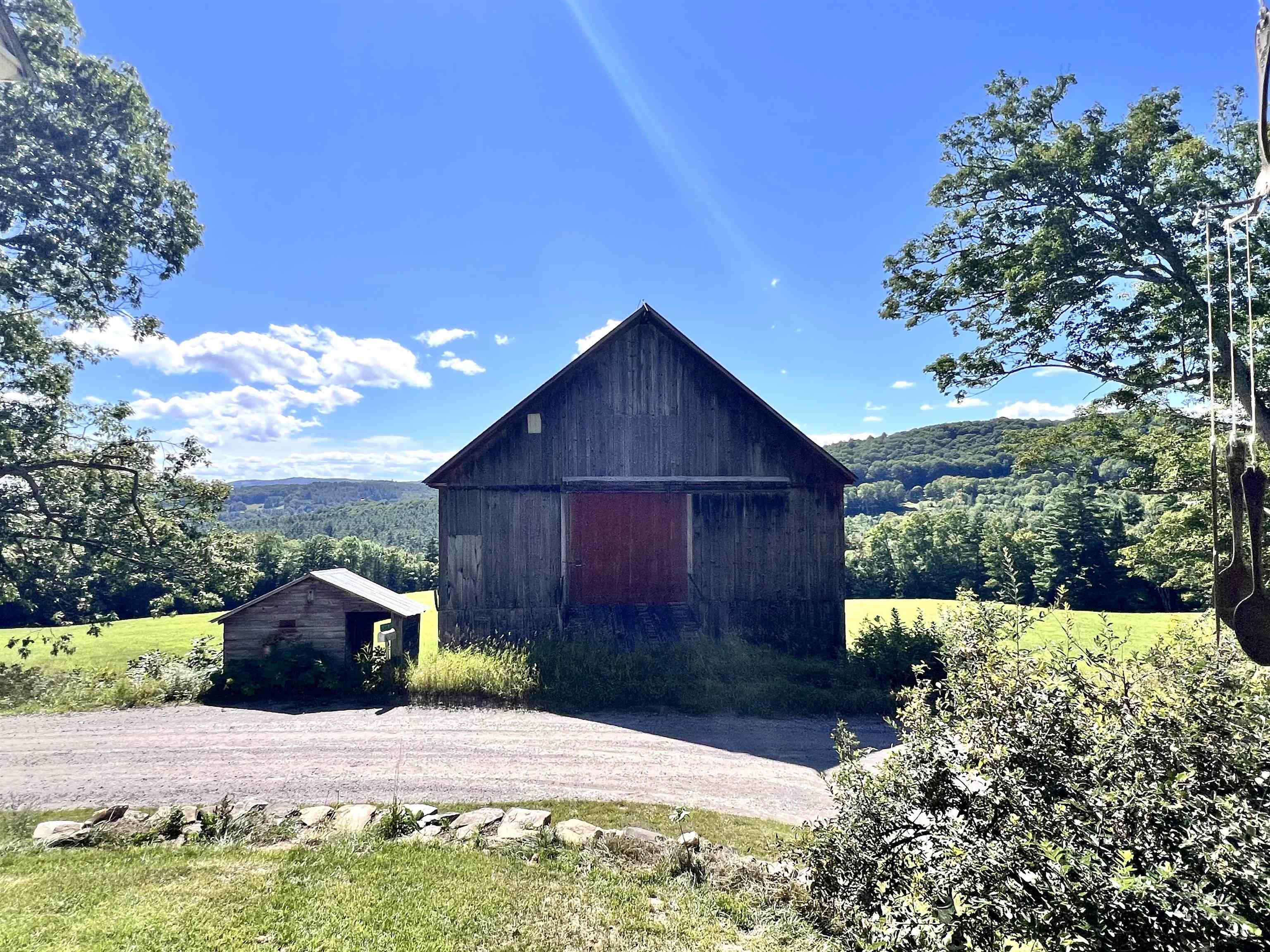 575  Somers Road photo 35