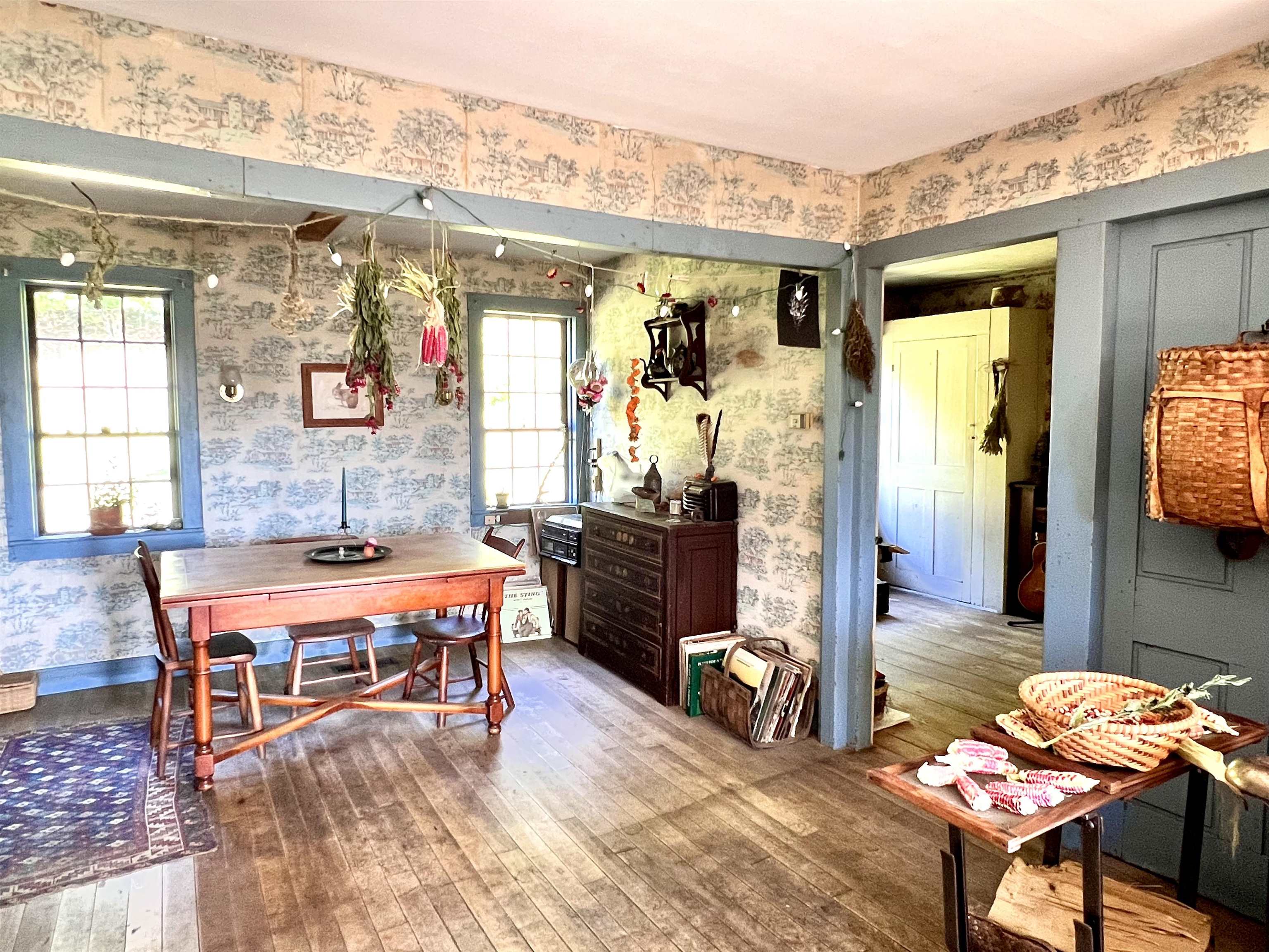 575  Somers Road photo 4
