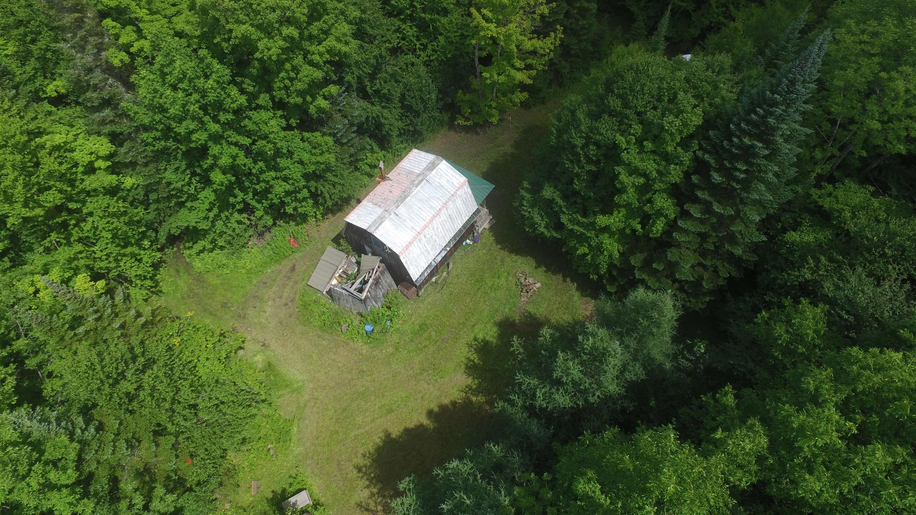 2064 Coles Pond Road photo 5