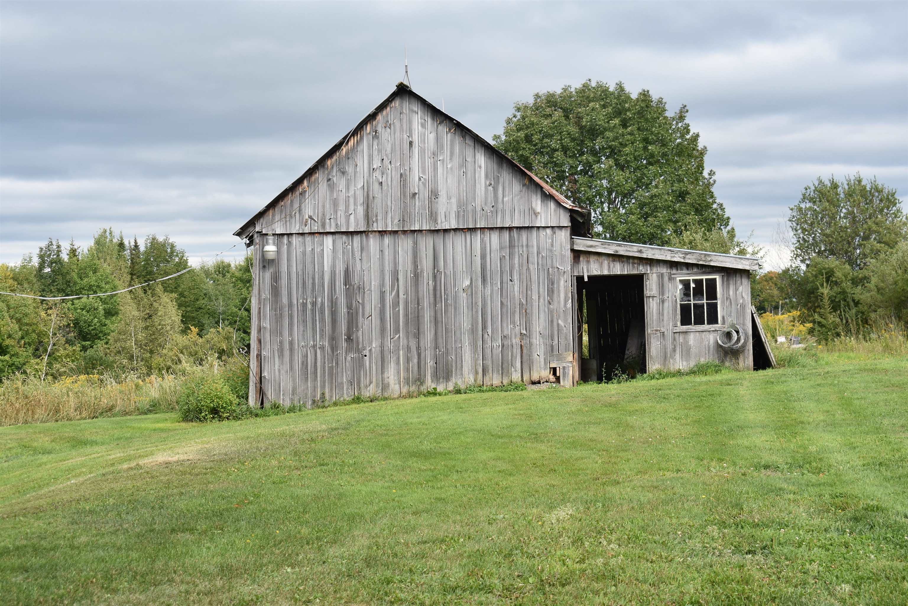 2689 Vermont Route 58 W photo 10