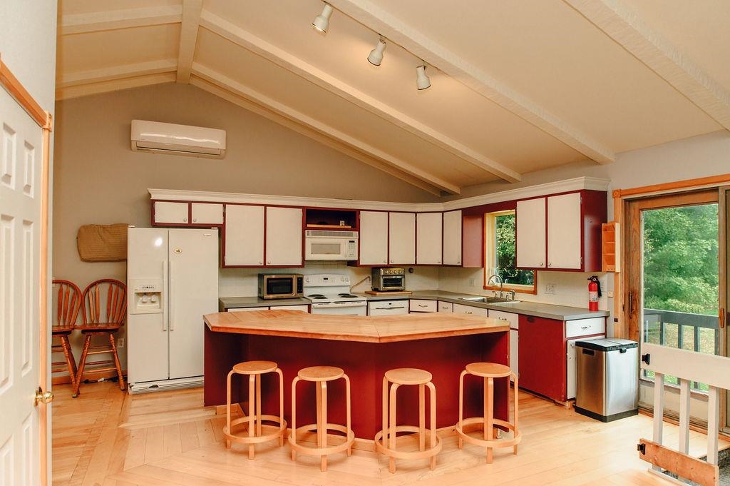 168 Shaw Heights Road photo 16