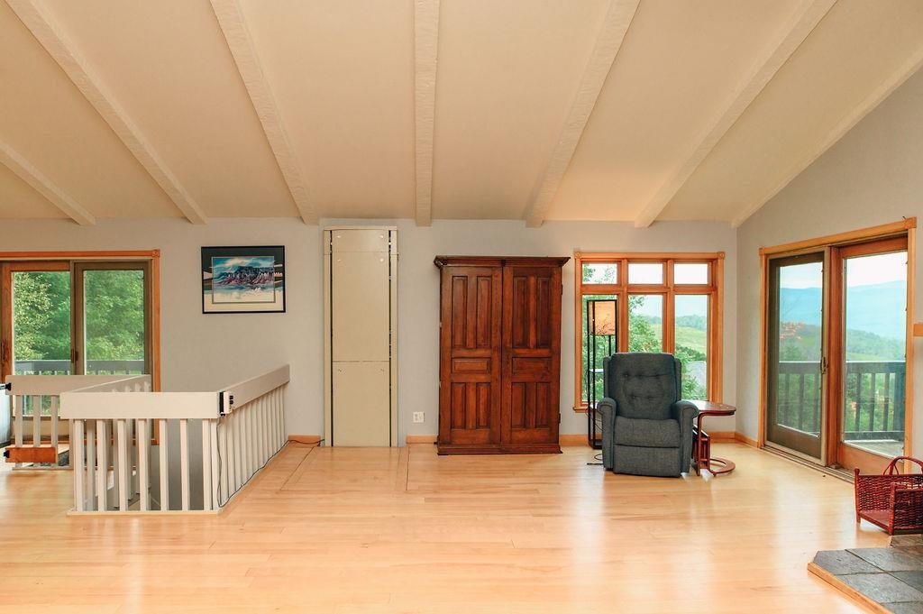 168 Shaw Heights Road photo 17