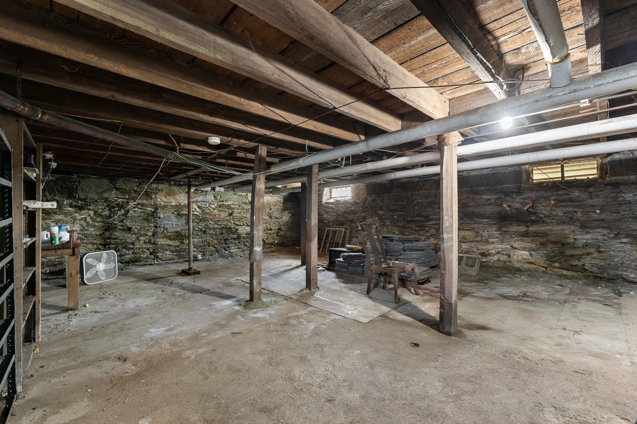 276 Central Street photo 58