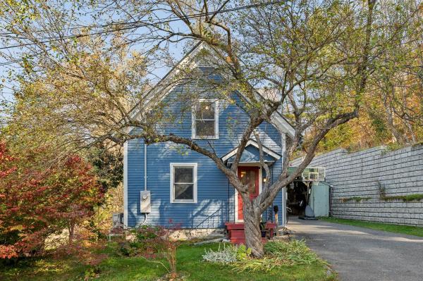 6 Hillhead Street