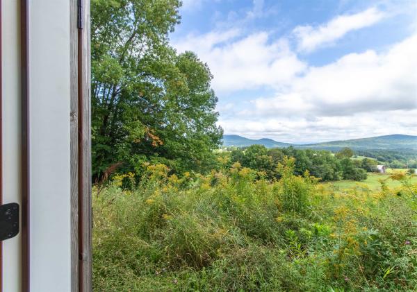 2693 Kirby Mountain Road