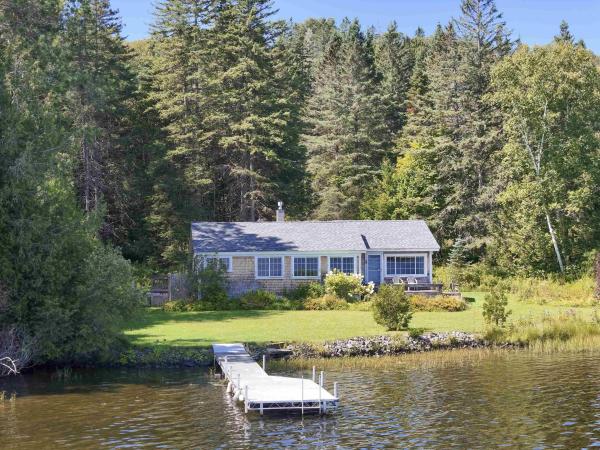 30 Meadow Lane