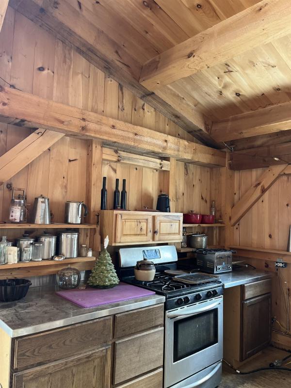 2924 New Duck Pond Road