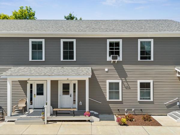 31 Gardner Lane