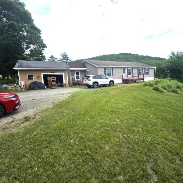 30 Hollow View Drive