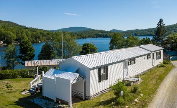 81 Shoreline Drive