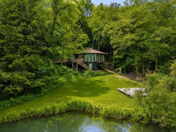 128 Tucker Hill Road