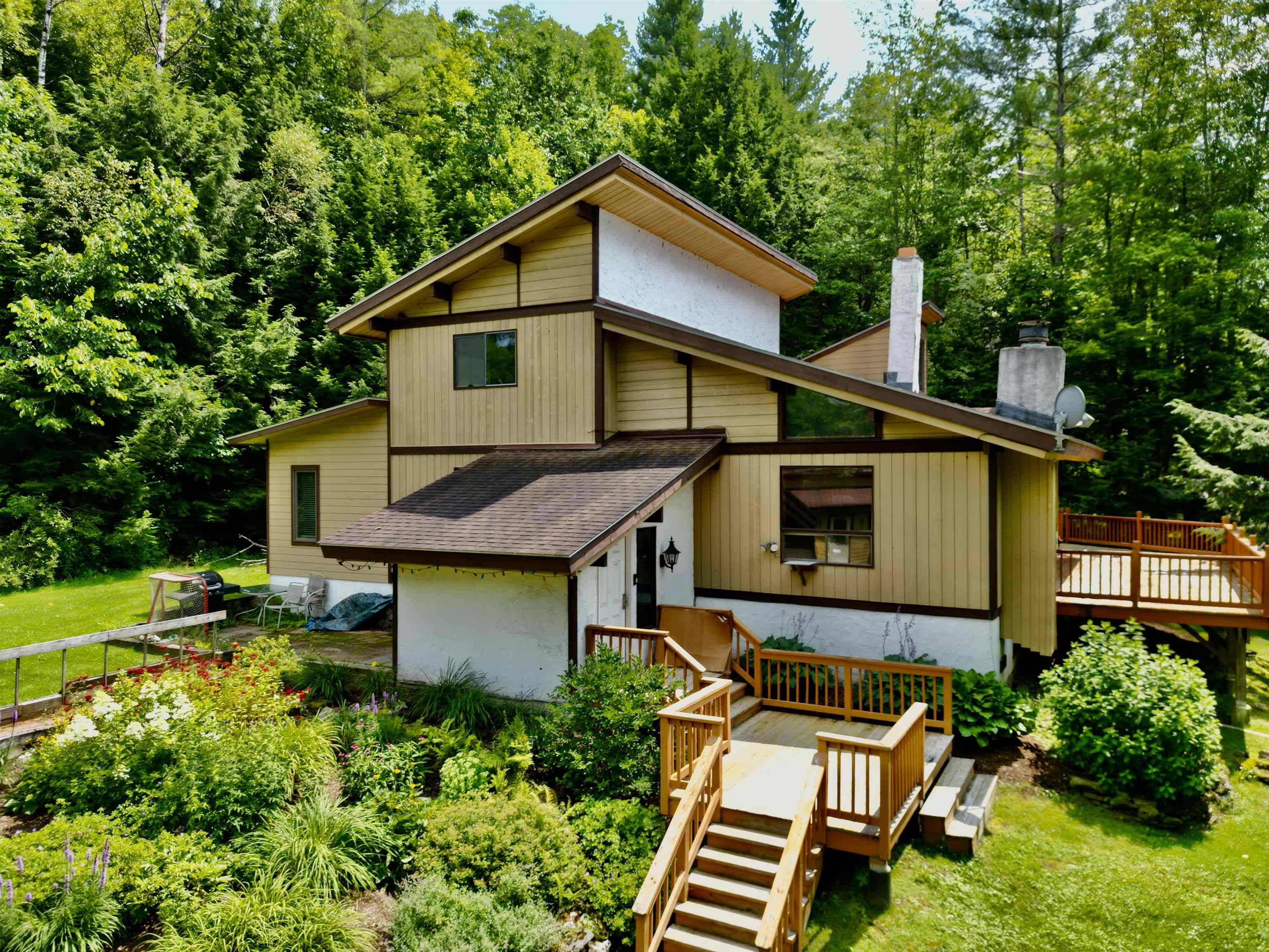 Single Family in Waterbury VT