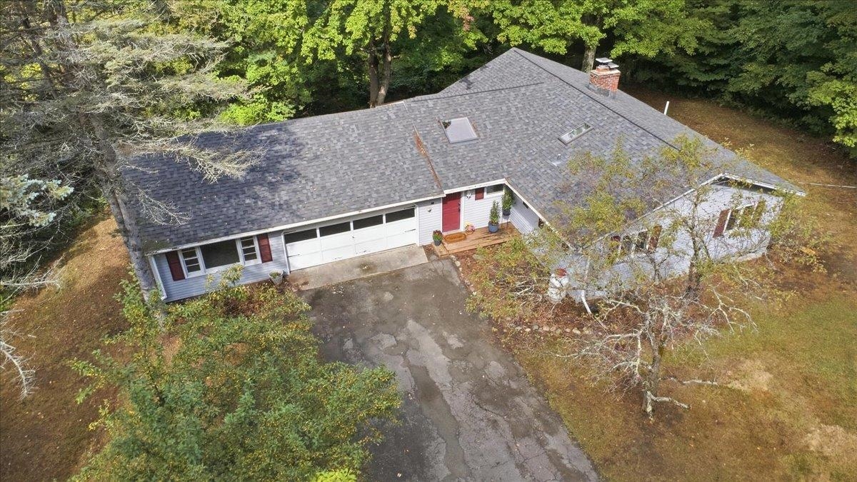 261 Skyboro Road photo 2