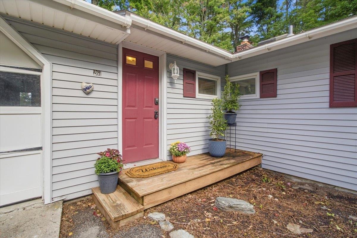 261 Skyboro Road photo 3